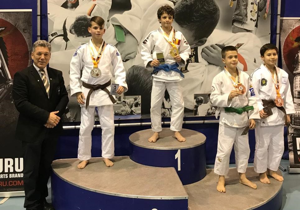 Judoka Jesse van Buel pakt zilver tijdens Dutch Open